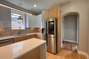 2430 S 57th Ave, Cicero, IL 60804 - Photo 10