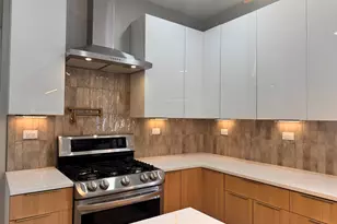2430 S 57th Ave, Cicero, IL 60804 - Photo 6