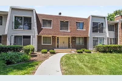 2711 Hobson Road #2, Woodridge, IL 60517 - Photo 2