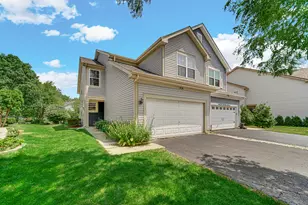1424 Derby Ln, Mundelein, IL 60060 - Photo 1