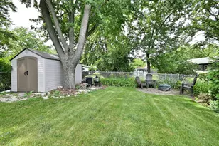823 Milbeck Ave, Elk Grove Village, IL 60007 - Photo 48