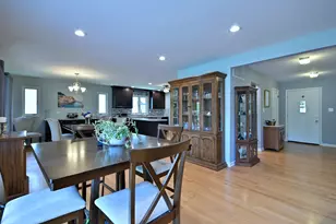 823 Milbeck Ave, Elk Grove Village, IL 60007 - Photo 16