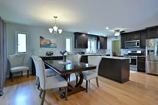 823 Milbeck Ave, Elk Grove Village, IL 60007 - Photo 18