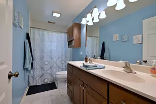 823 Milbeck Ave, Elk Grove Village, IL 60007 - Photo 32