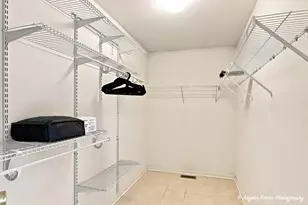 487 S Litchfield Dr, Round Lake, IL 60073 - Photo 10