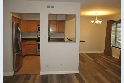 1430 Vista Walk Lane #D, Hoffman Estates, IL 60169 - Photo 4