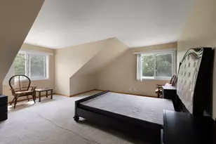 131 Tecumseh Dr, Bolingbrook, IL 60490 - Photo 8