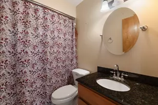 131 Tecumseh Dr, Bolingbrook, IL 60490 - Photo 10