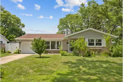 1060 Warwick Lane, Elk Grove Village, IL 60007 - Photo 1