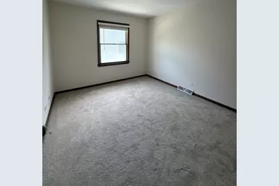 121 Spuhler Drive, Batavia, IL 60510 - Photo 14