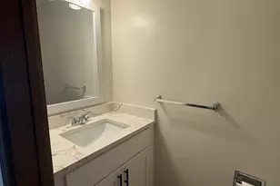 121 Spuhler Dr, Batavia, IL 60510 - Photo 10