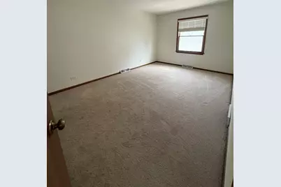 121 Spuhler Drive, Batavia, IL 60510 - Photo 12