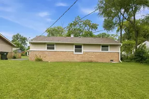 16551 Plymouth Dr, Markham, IL 60428 - Photo 2