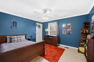 40W612 N Blue Lake Cir, Campton Hills, IL 60175 - Photo 30
