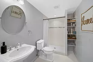 40W612 N Blue Lake Cir, Campton Hills, IL 60175 - Photo 36