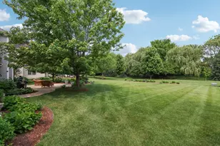 40W612 N Blue Lake Cir, Campton Hills, IL 60175 - Photo 42