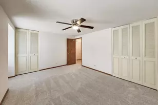 816 Mansfield Ct, Schaumburg, IL 60194 - Photo 12