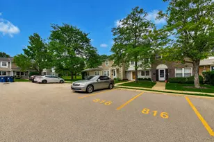 816 Mansfield Ct, Schaumburg, IL 60194 - Photo 18