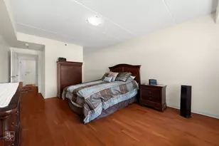 9864 Leland Ave, Schiller Park, IL 60176 - Photo 10