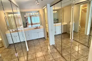 3505 Lakeview Dr, Hazel Crest, IL 60429 - Photo 12