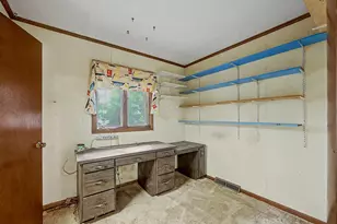 109 E Park View Dr, Forrest, IL 61741 - Photo 24