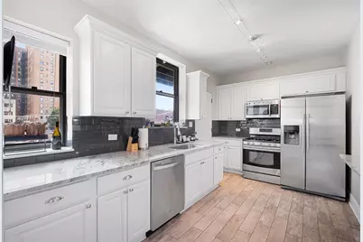 3749 N Pine Grove Avenue #3, Chicago, IL 60613 - Photo 10