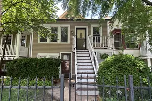 4136 N Bell Ave, Chicago, IL 60618 - Photo 2