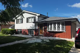 10349 Nashville Ave, Chicago Ridge, IL 60415 - Photo 1