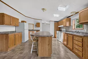 414 N Pine St, Gardner, IL 60424 - Photo 20