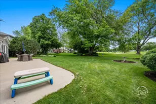1220 Heatherton Dr, Naperville, IL 60563 - Photo 34