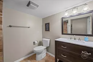 1220 Heatherton Dr, Naperville, IL 60563 - Photo 30