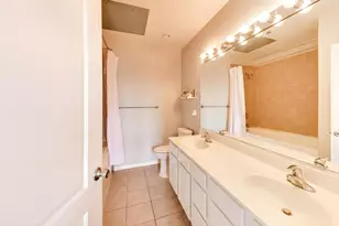 1645 W Ogden Ave, Chicago, IL 60612 - Photo 20