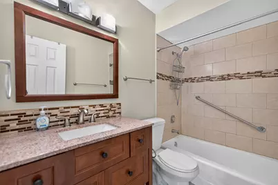 670 Pinecrest Drive #101, Prospect Heights, IL 60070 - Photo 10