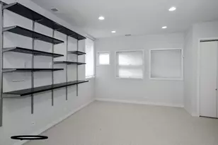 813 N May St, Chicago, IL 60642 - Photo 12