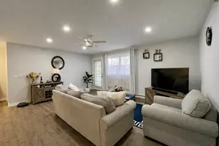 300 Cunat Blvd, Richmond, IL 60071 - Photo 2
