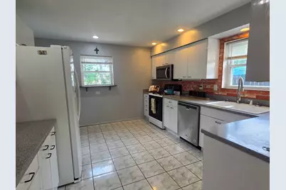 8418 W Crain Street, Niles, IL 60714 - Photo 8