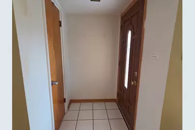 8418 W Crain Street, Niles, IL 60714 - Photo 20