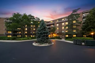 840 Wellington Ave, Elk Grove Village, IL 60007 - Photo 32
