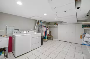 6669 N Sioux Ave, Chicago, IL 60646 - Photo 20