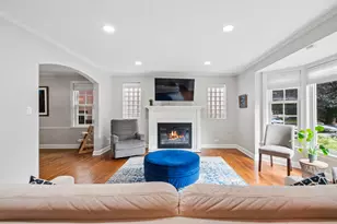 6669 N Sioux Ave, Chicago, IL 60646 - Photo 2