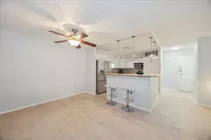 425 Home Ave, Oak Park, IL 60302 - Photo 10