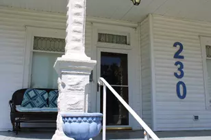 230 N Cherry St, Centralia, IL 62801 - Photo 2