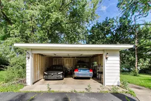 249 Sunrise Ave, Willowbrook, IL 60527 - Photo 22