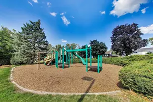 249 Sunrise Ave, Willowbrook, IL 60527 - Photo 28