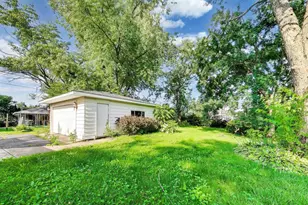 249 Sunrise Ave, Willowbrook, IL 60527 - Photo 24