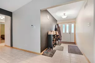 26355 S Woodlawn Ave, Crete, IL 60417 - Photo 2