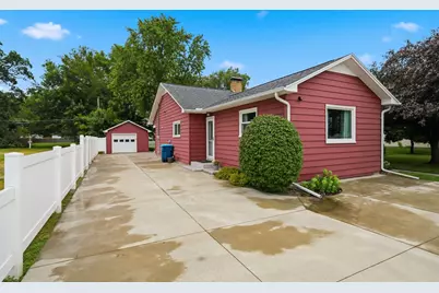1036 E Howard Street, Pontiac, IL 61764 - Photo 34