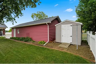 1036 E Howard Street, Pontiac, IL 61764 - Photo 30