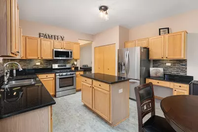 24053 Nightingale Court, Plainfield, IL 60585 - Photo 6