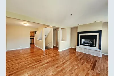 26 Bryant Court, Crystal Lake, IL 60014 - Photo 2